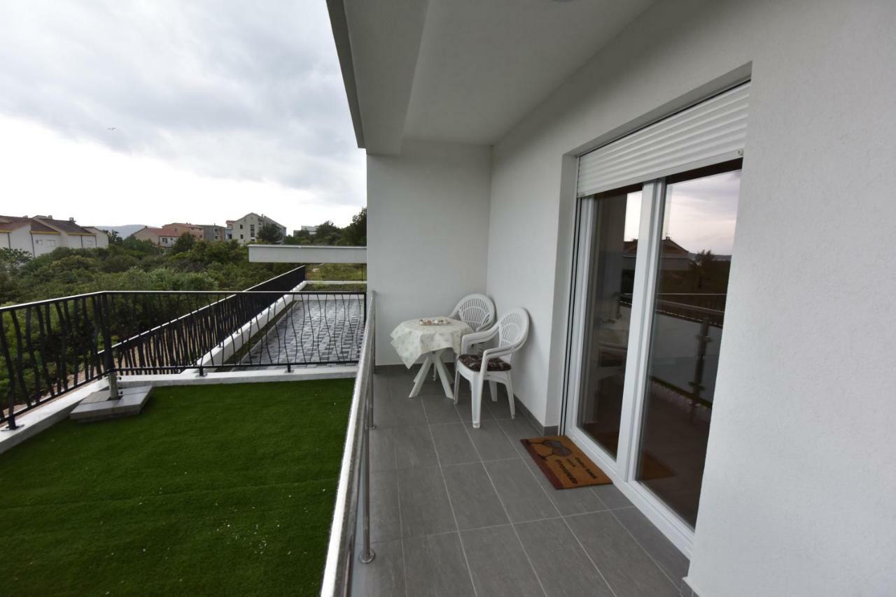 Family Apartments Podsolarsko Šibenik Kültér fotó