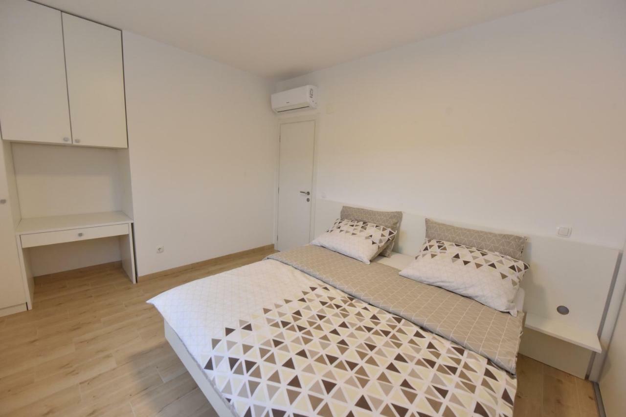 Family Apartments Podsolarsko Šibenik Kültér fotó