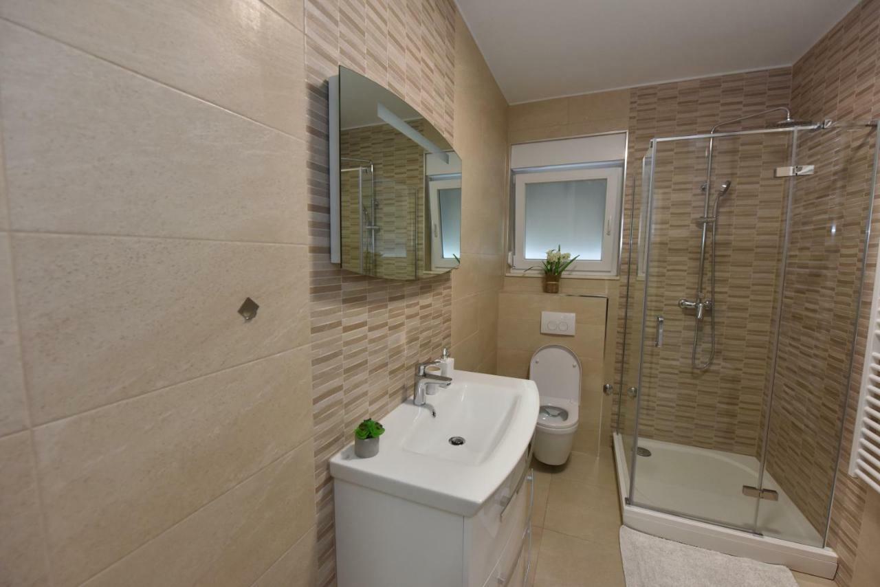 Family Apartments Podsolarsko Šibenik Kültér fotó